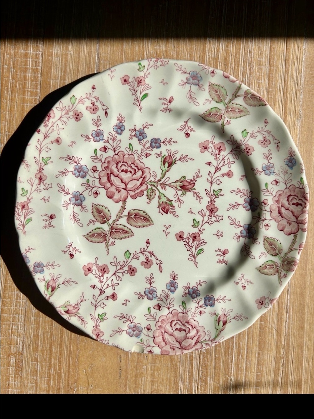 Rose Chintz Pink Pattern by Johnson Brothers, Crafted in England.